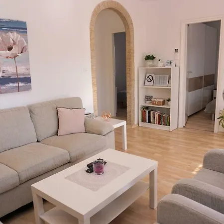 Bungalow Ban Holiday home Savudrija